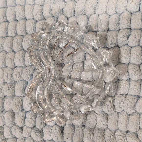 VINTAGE Crystal Jewelry Box | Heart Shaped Trinket Box - Picture 6 of 14